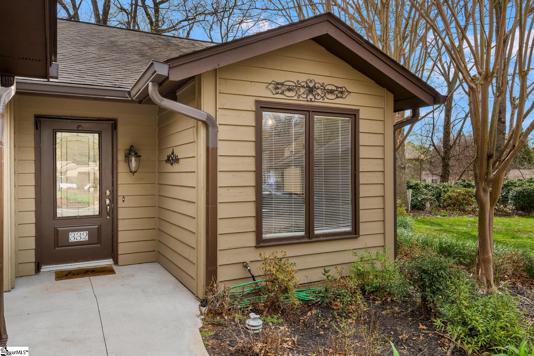 332 Skylark Circle