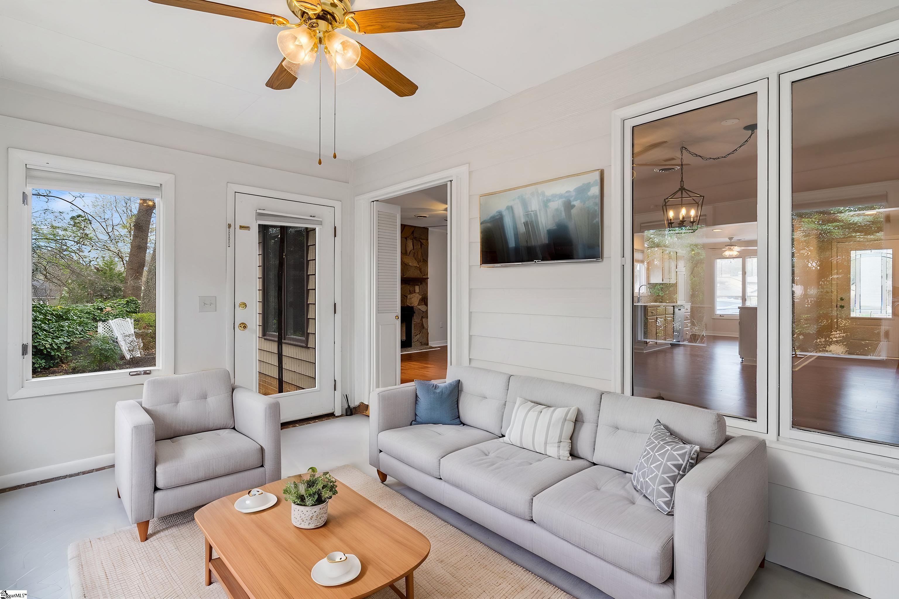 332 Skylark Circle