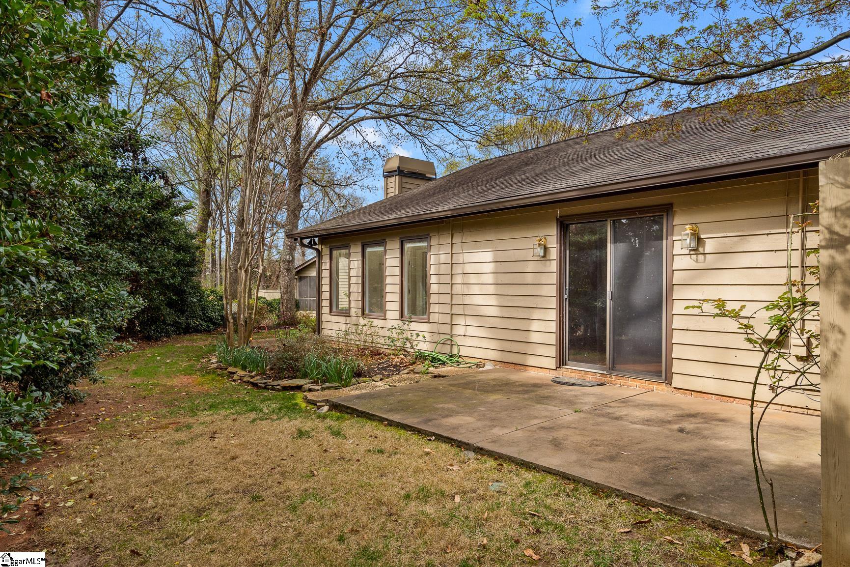 332 Skylark Circle