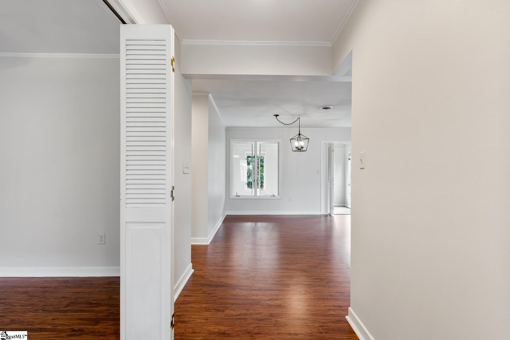 332 Skylark Circle