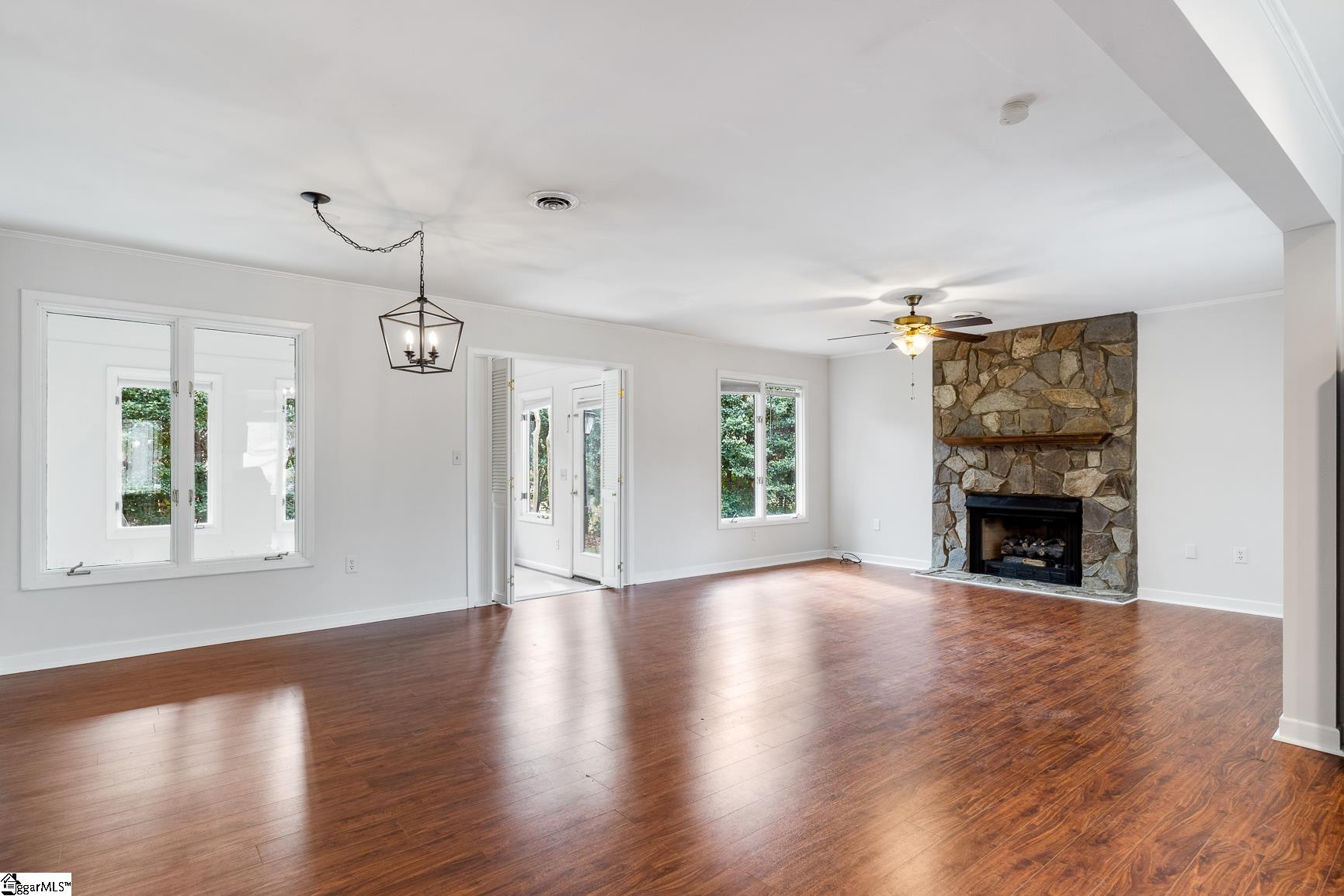 332 Skylark Circle