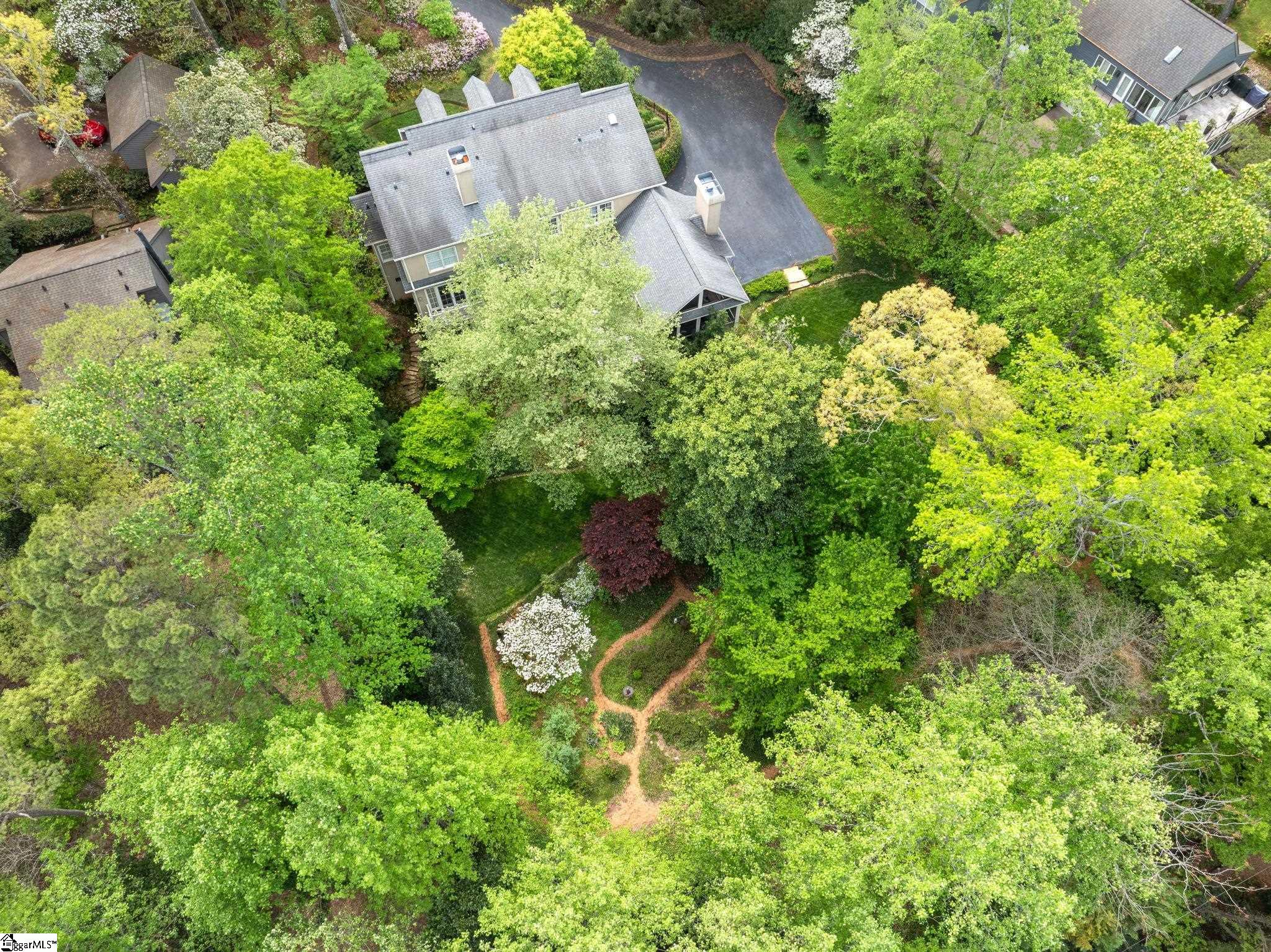 13 Country Club Drive