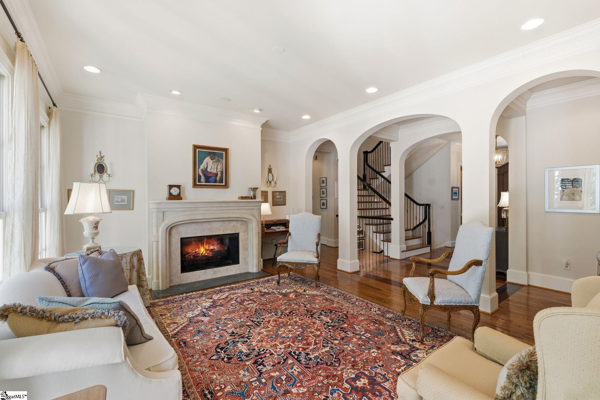 13 Country Club Drive