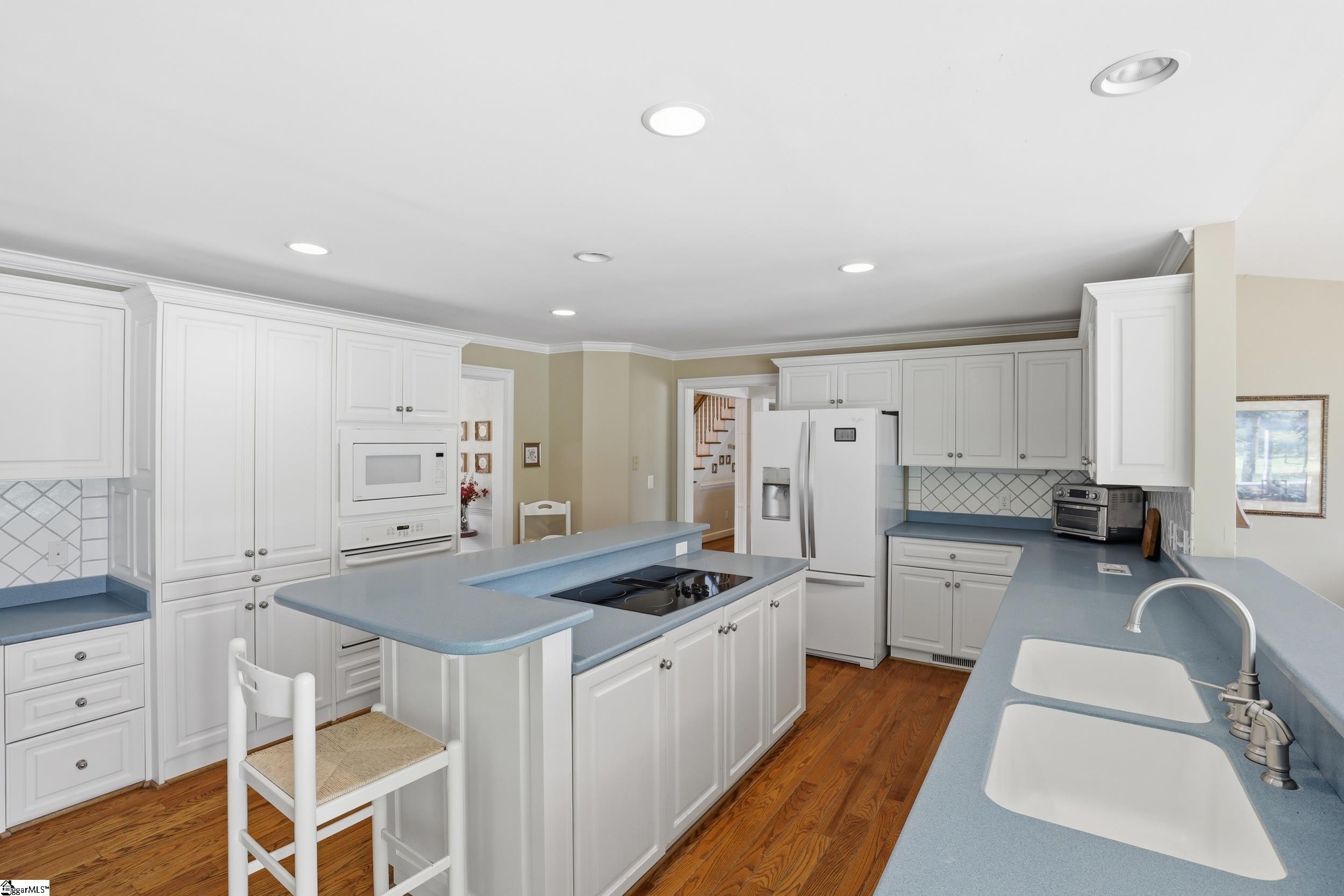 145 Willow Lake Court