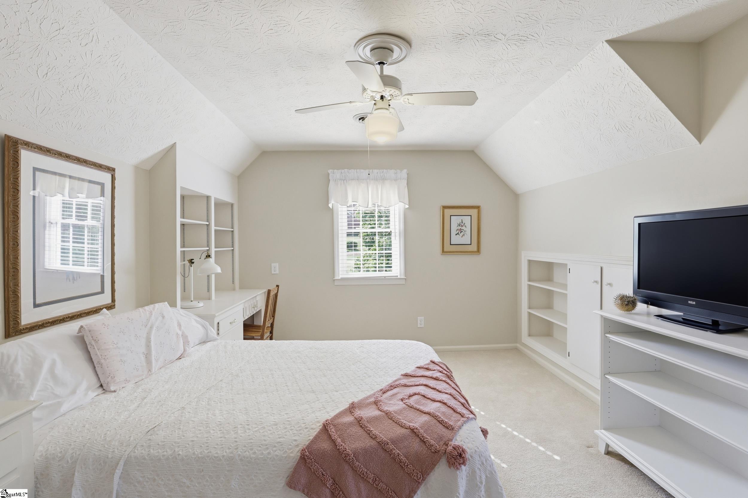 145 Willow Lake Court