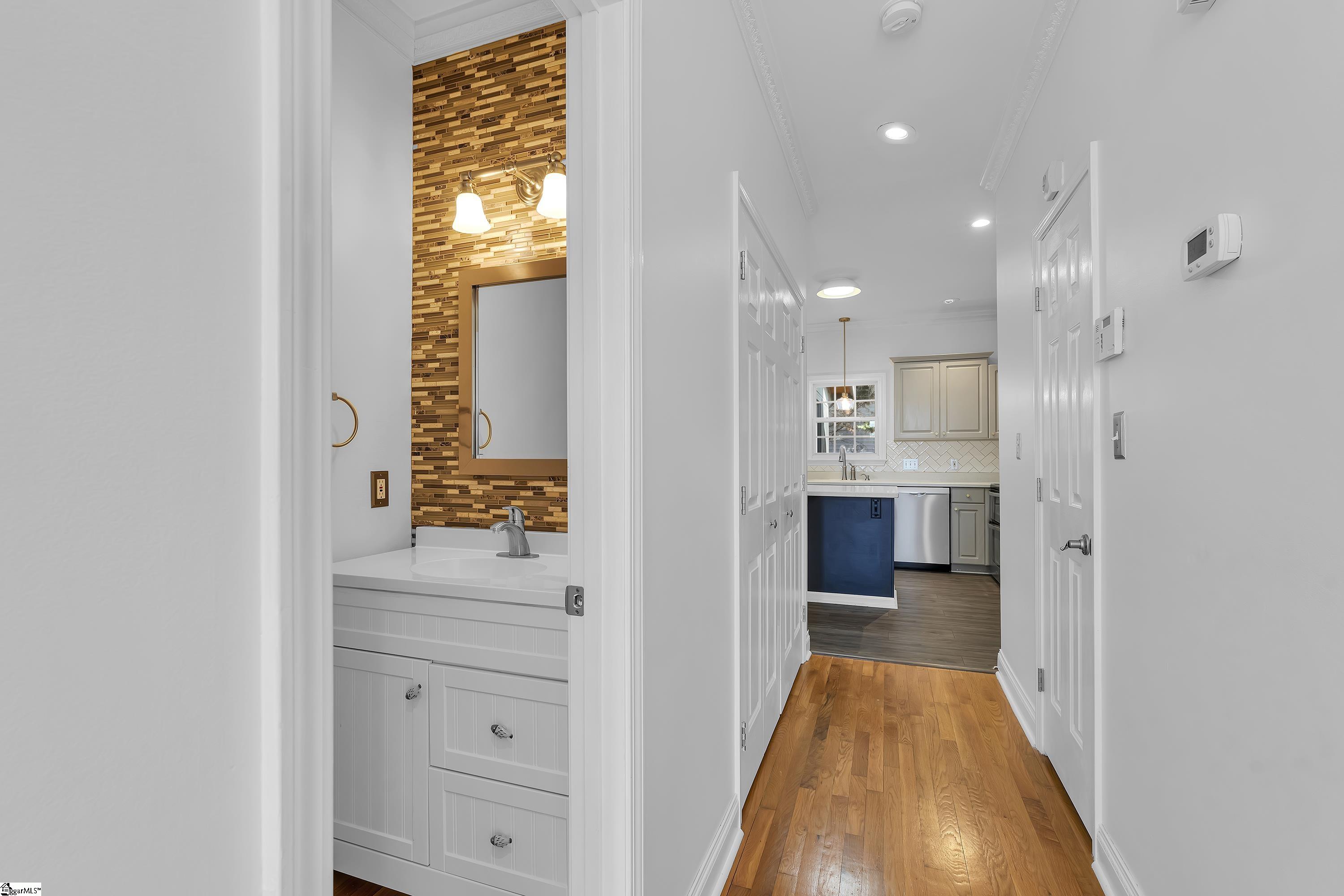 111 Springhouse Way
