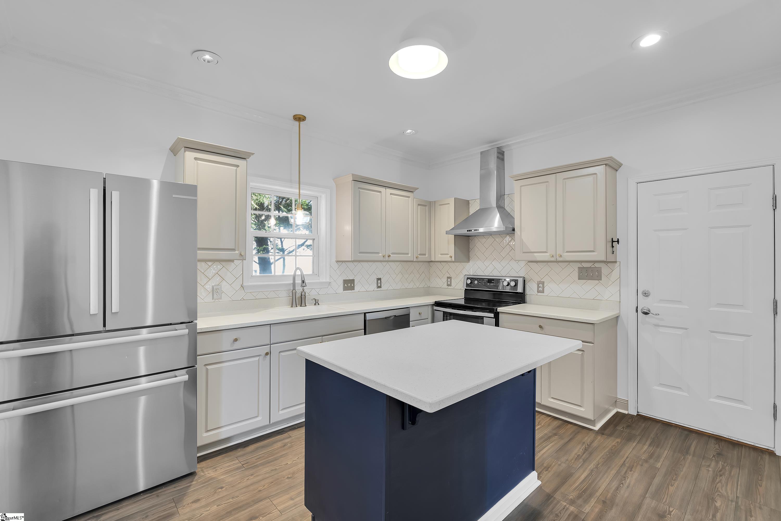 111 Springhouse Way