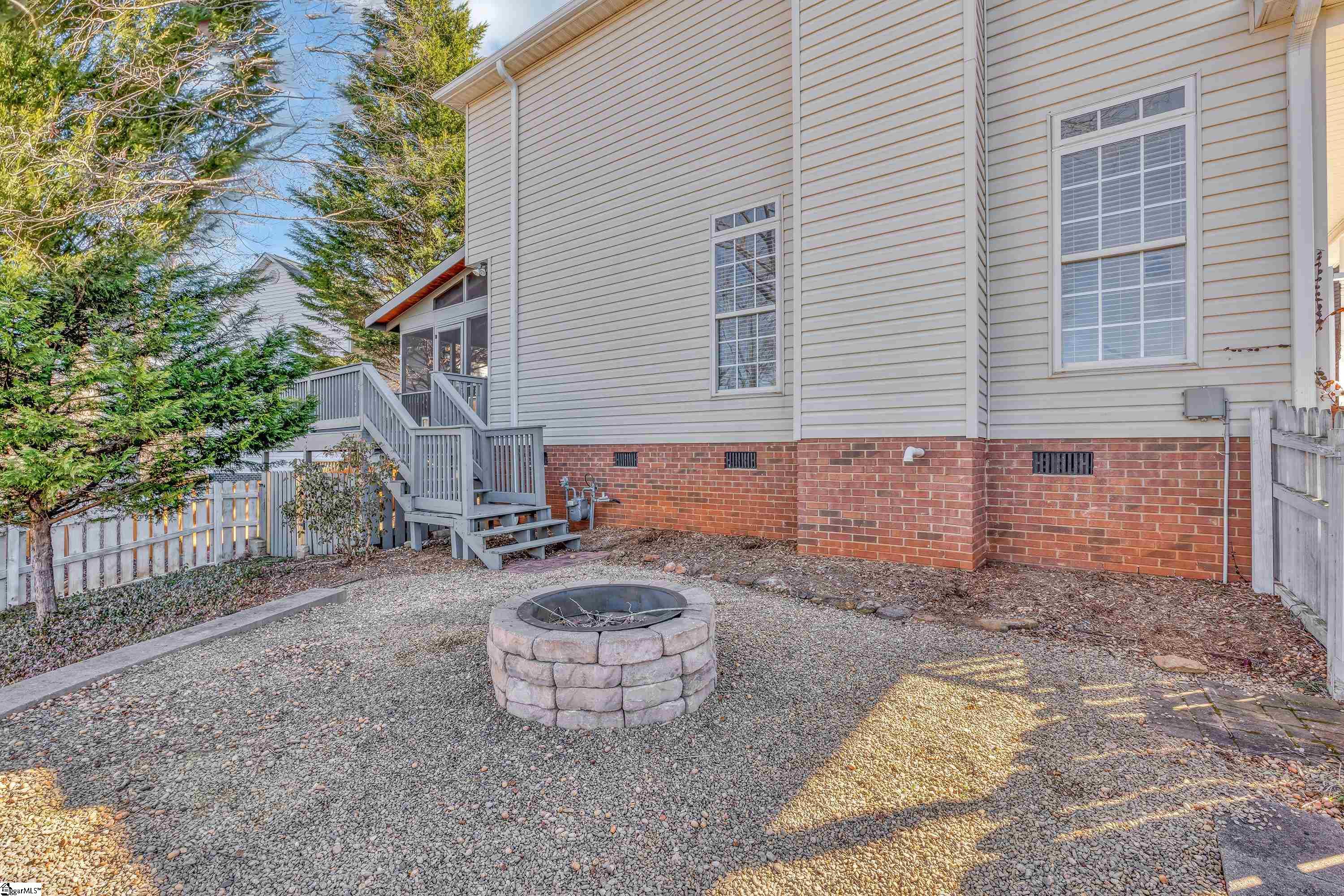 111 Springhouse Way