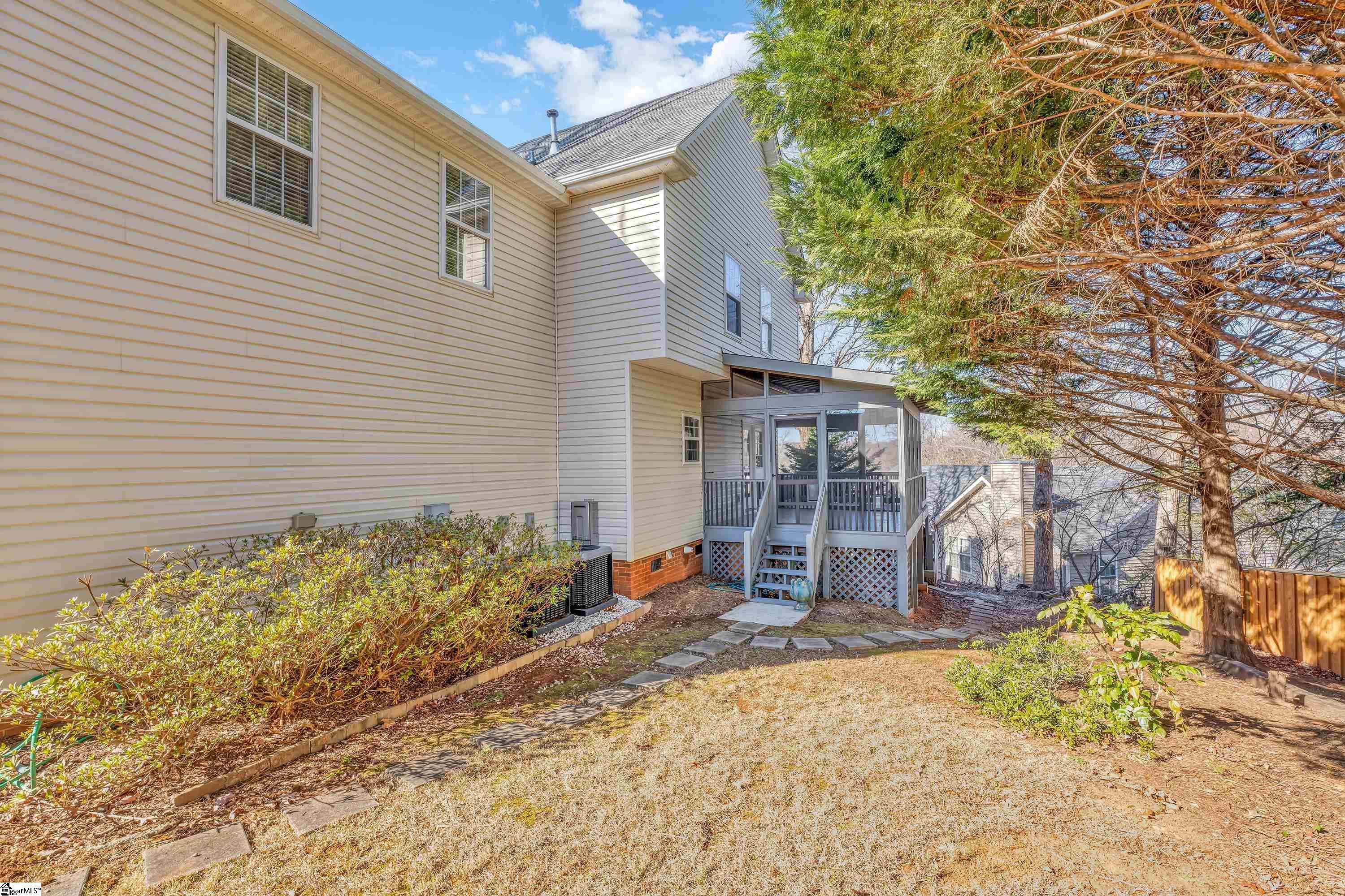 111 Springhouse Way