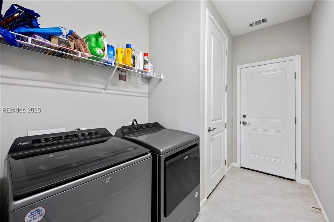 1418 Shoreside Dr Unit: 102