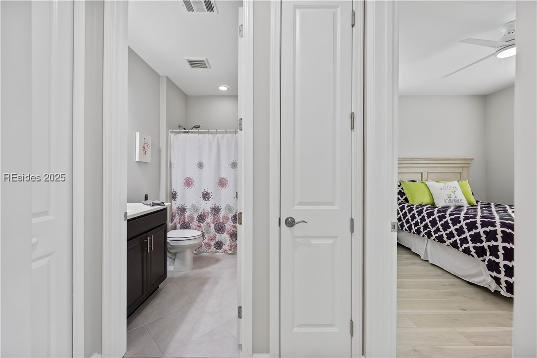 1418 Shoreside Dr Unit: 102