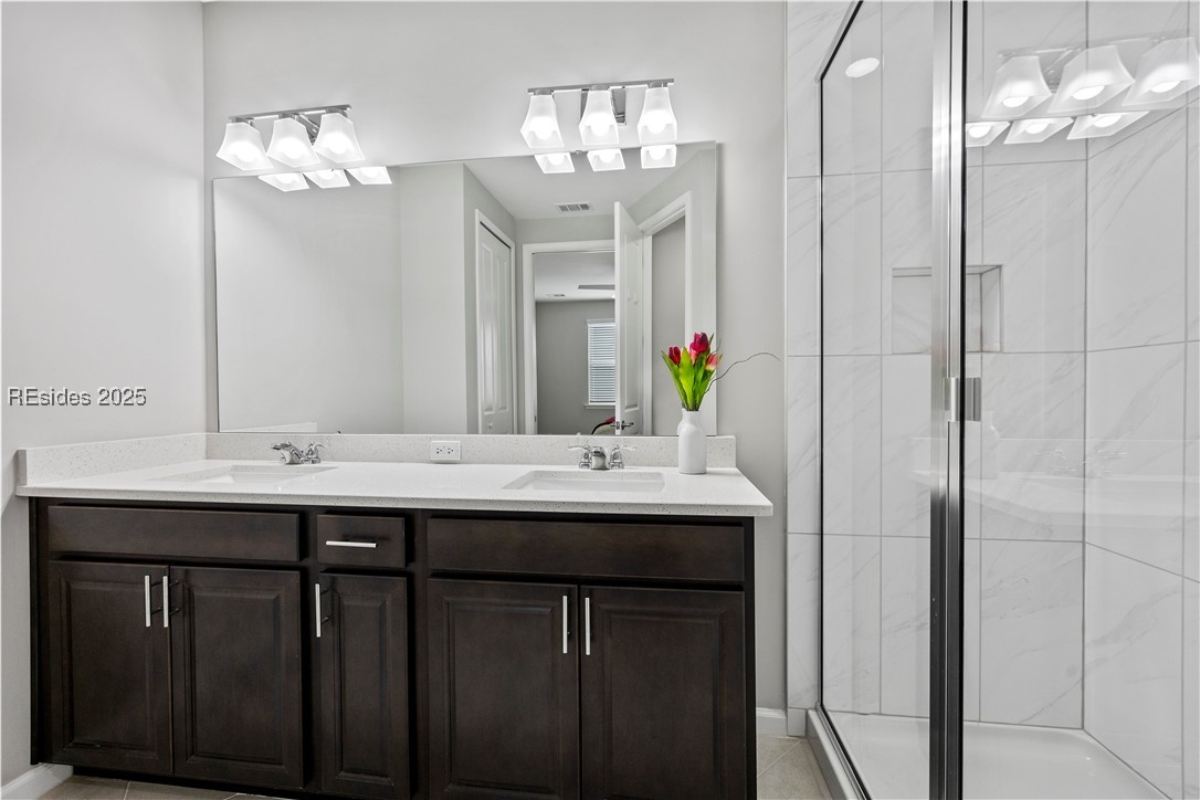 1418 Shoreside Dr Unit: 102