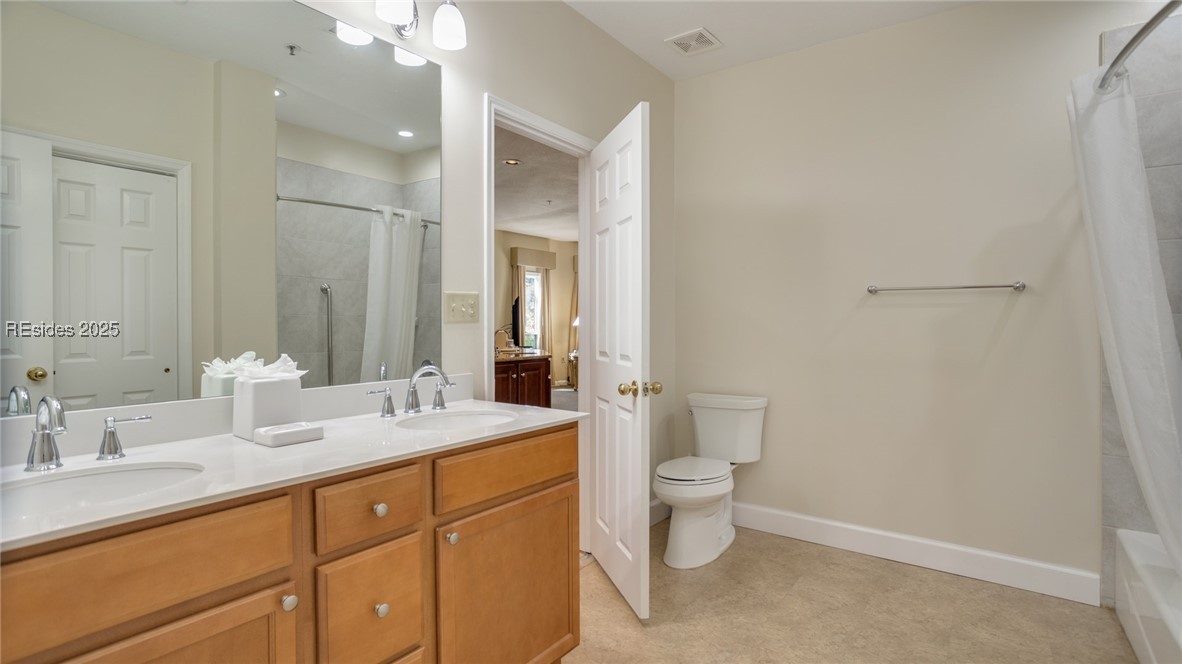 14 Wimbledon Court Unit: 203-3