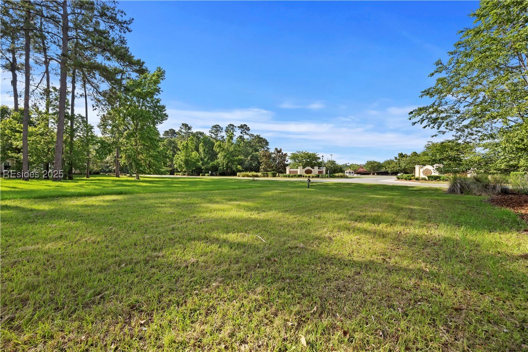 167 Farnsleigh Avenue