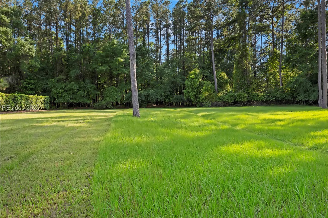 167 Farnsleigh Avenue