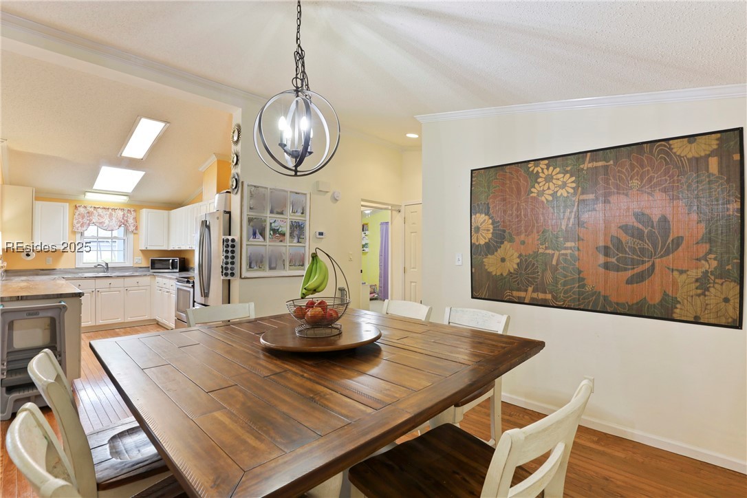13 Sawmill Forest Drive