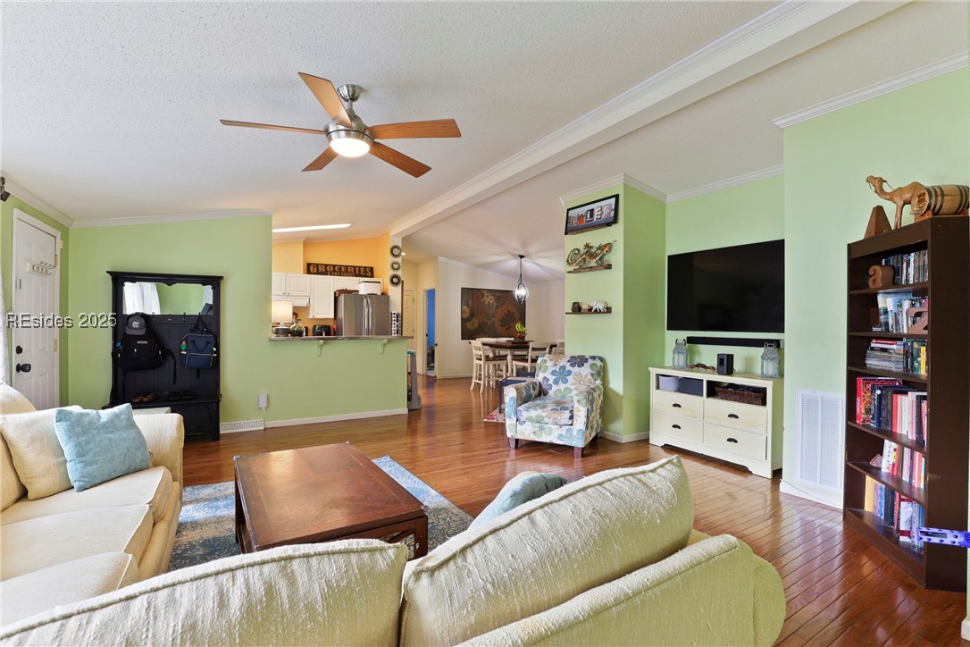 13 Sawmill Forest Drive
