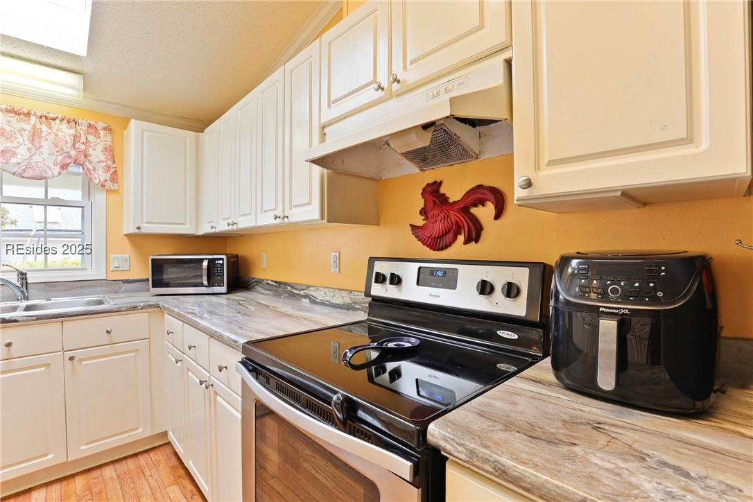 13 Sawmill Forest Drive