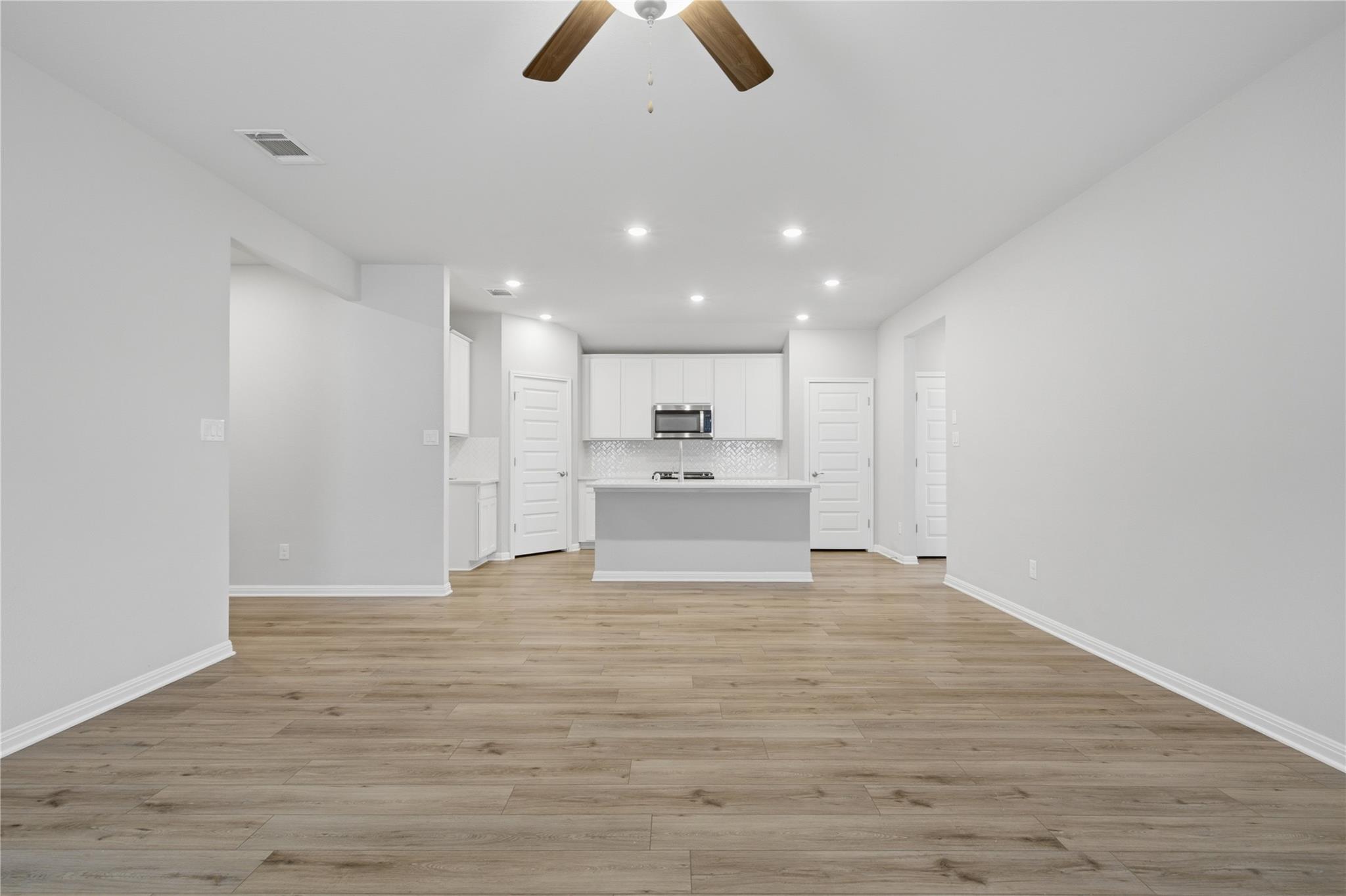 126 Fairmeadow Downs DR