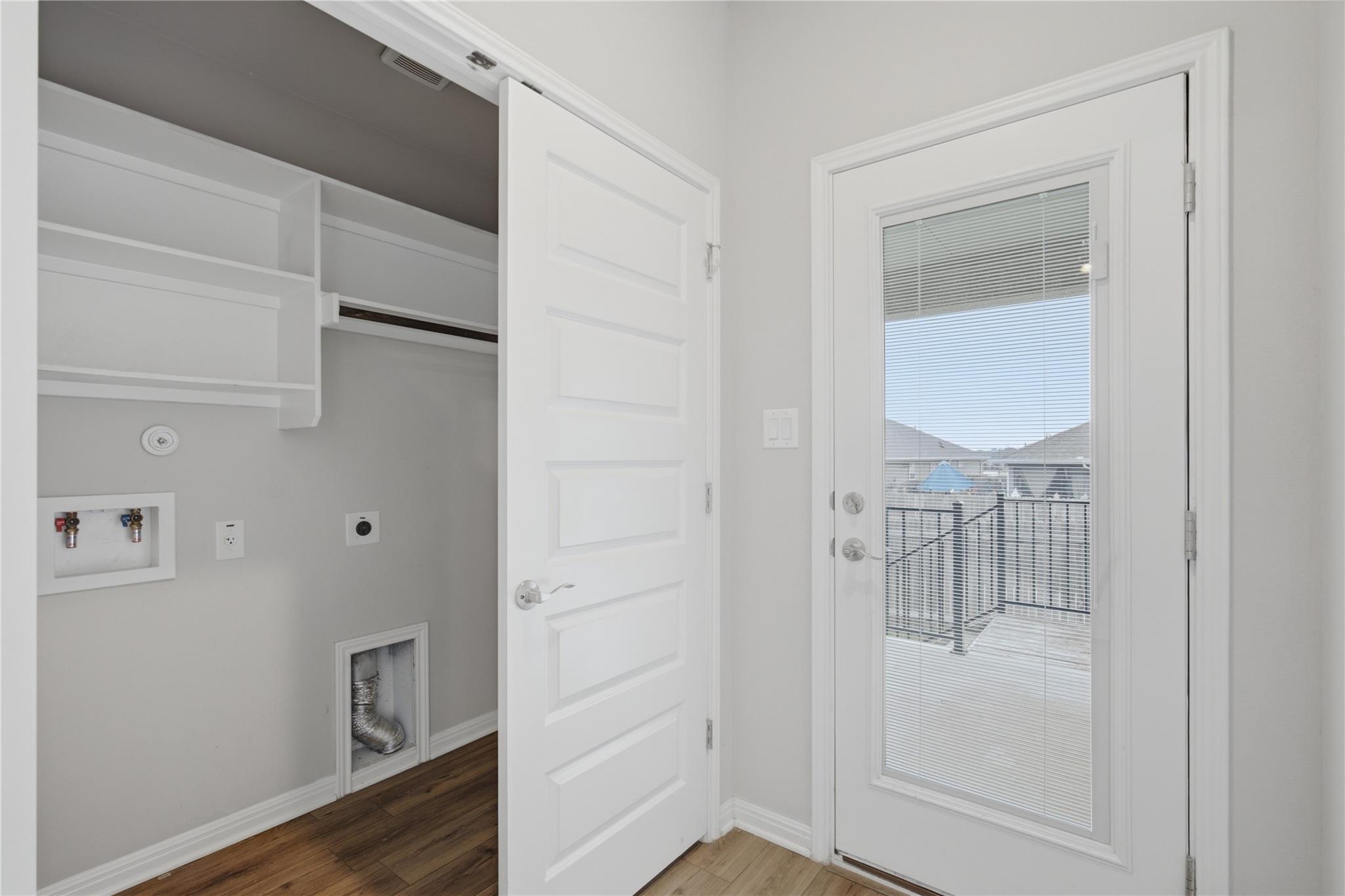 126 Fairmeadow Downs DR
