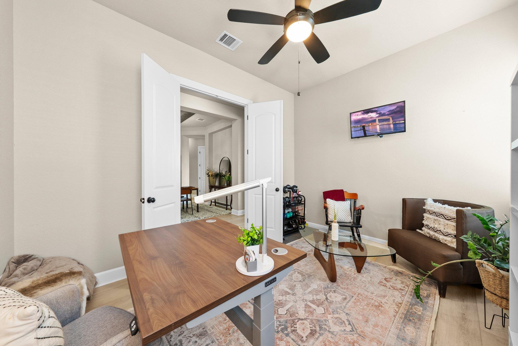 3328 Balboa WAY