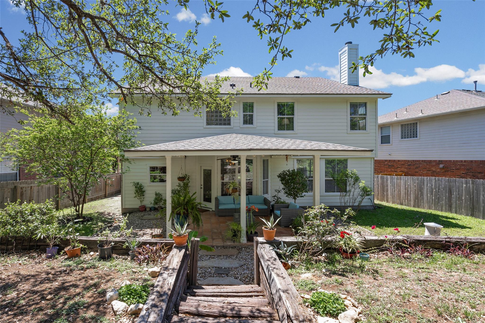 2612 Lynnbrook DR