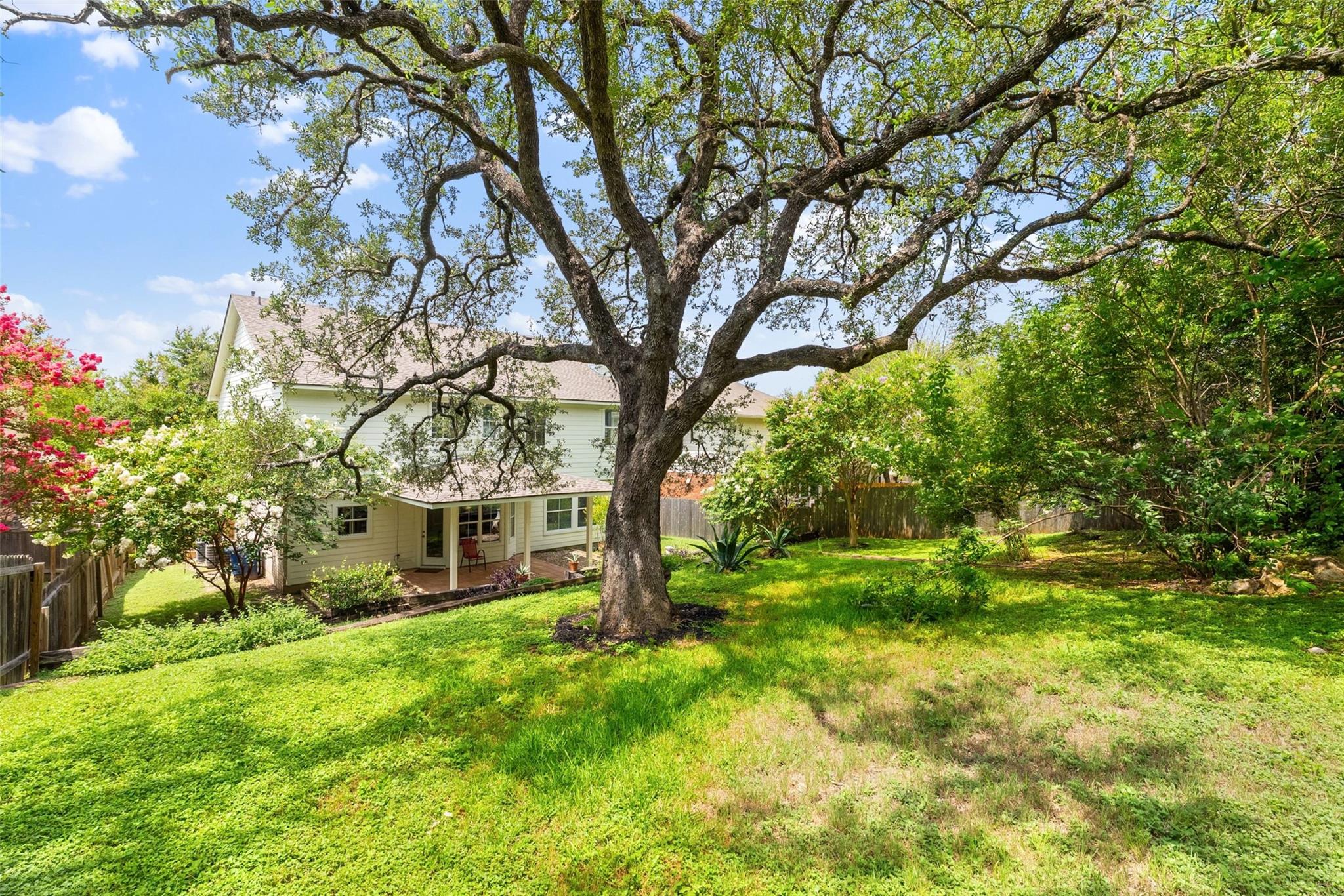 2612 Lynnbrook DR