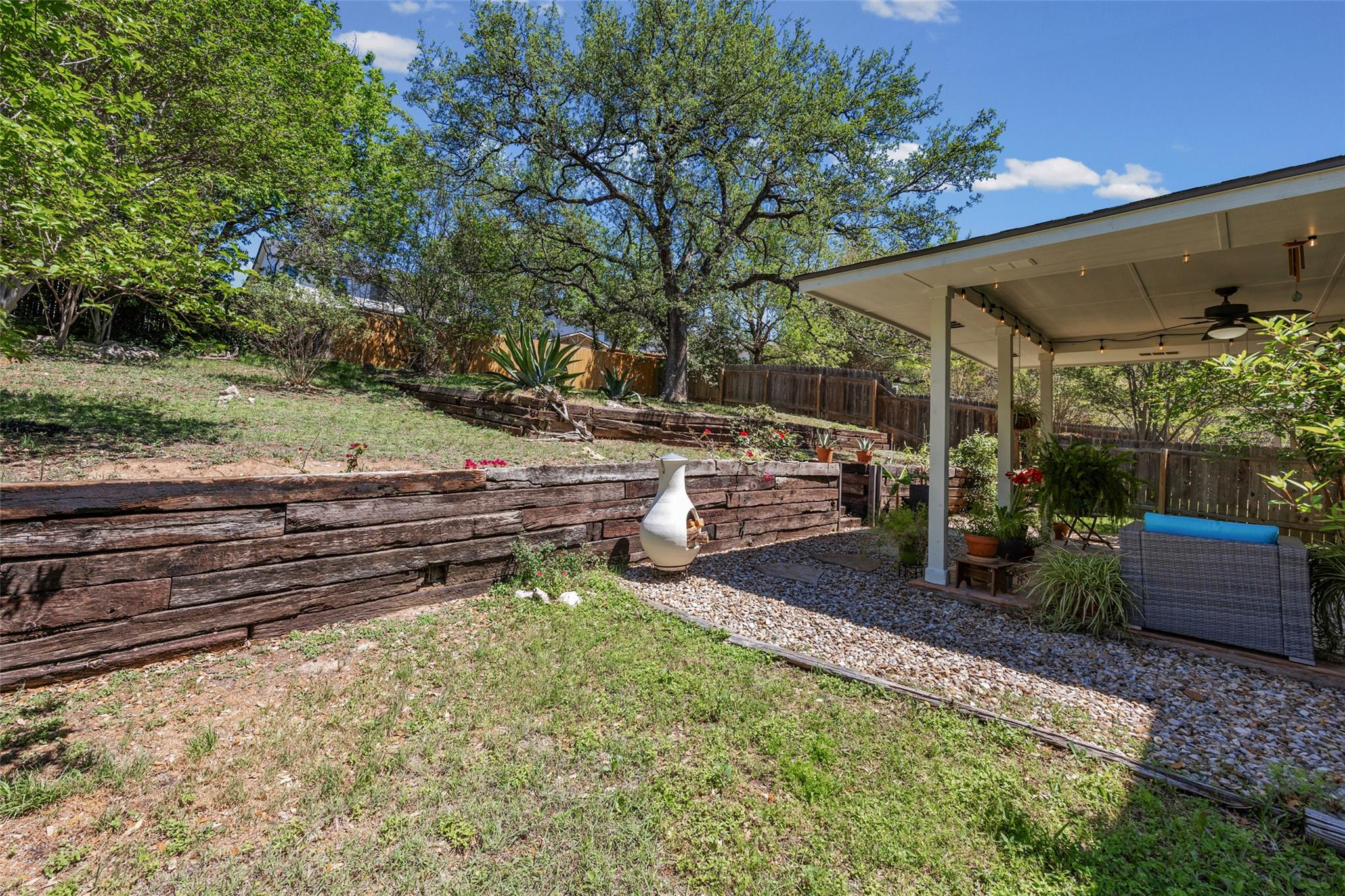 2612 Lynnbrook DR