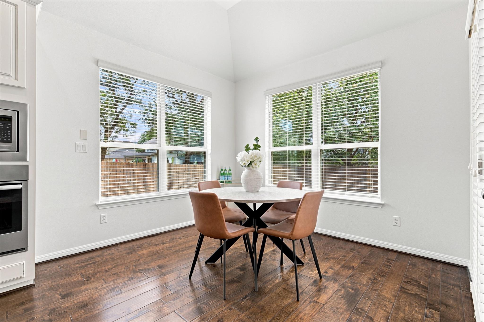 406 Summer Vista CV