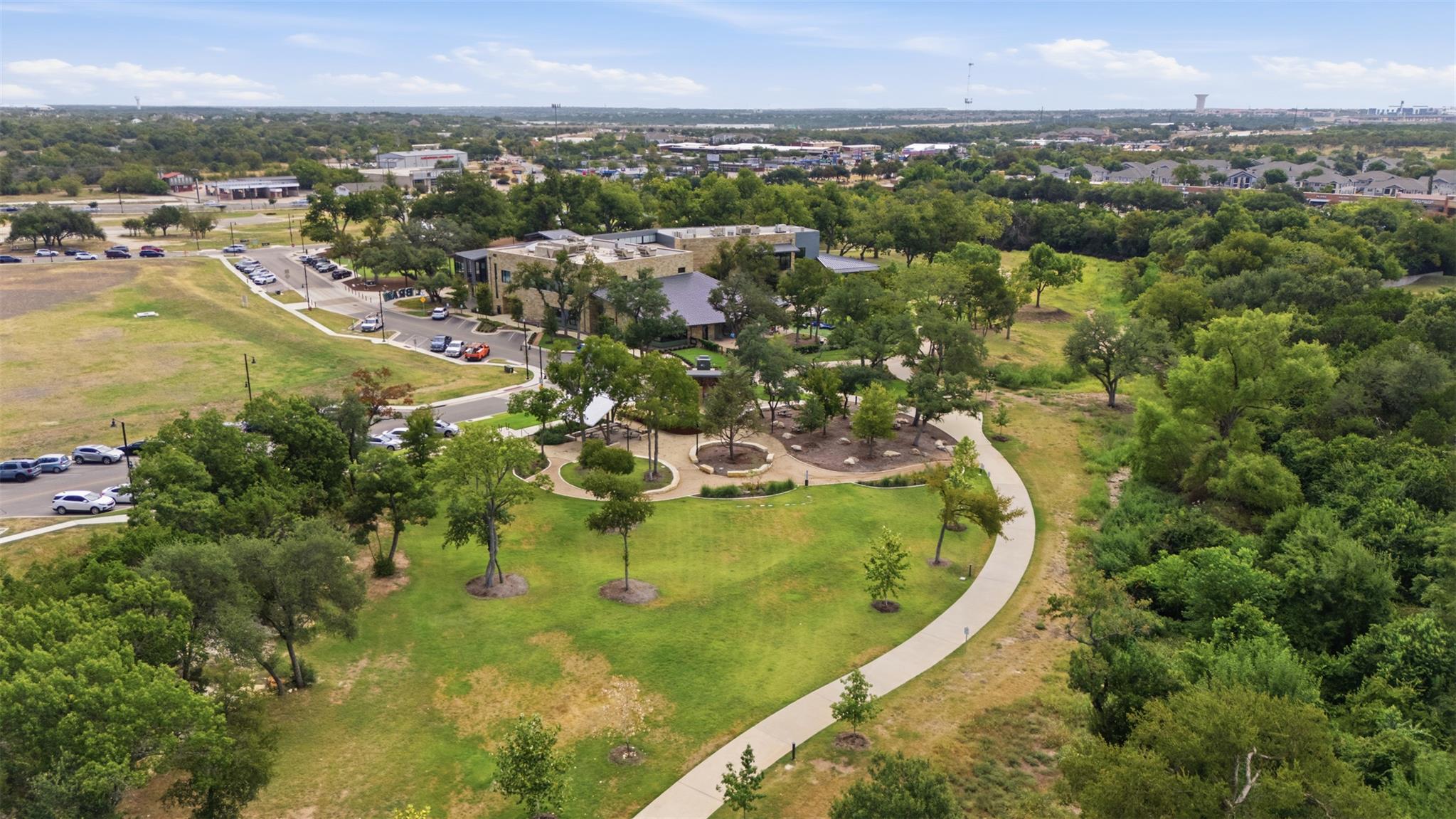 406 Summer Vista CV