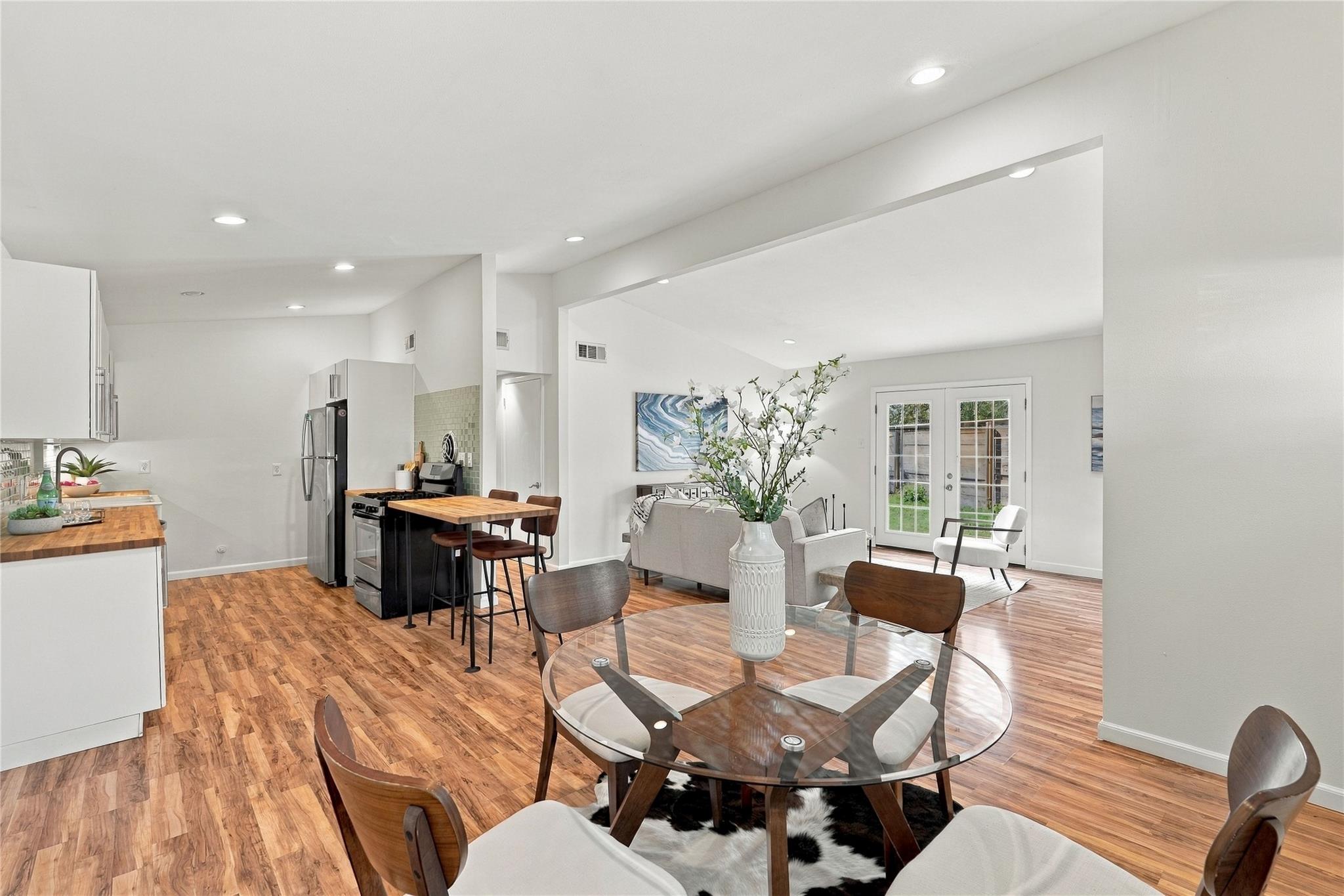 2107 Benwick CIR