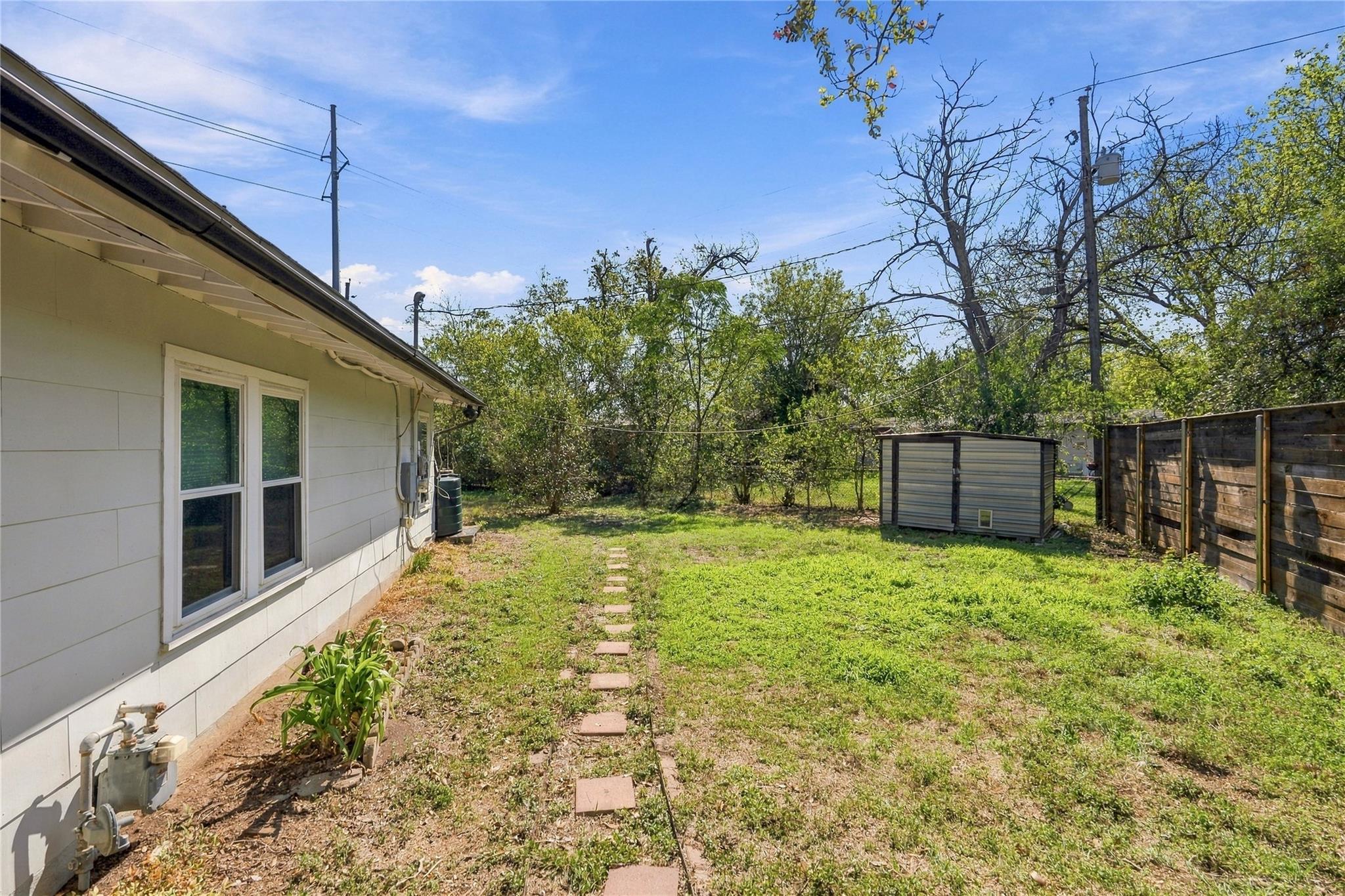 2107 Benwick CIR