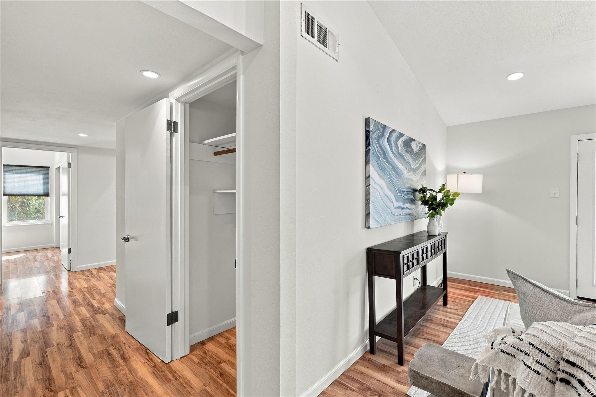 2107 Benwick CIR