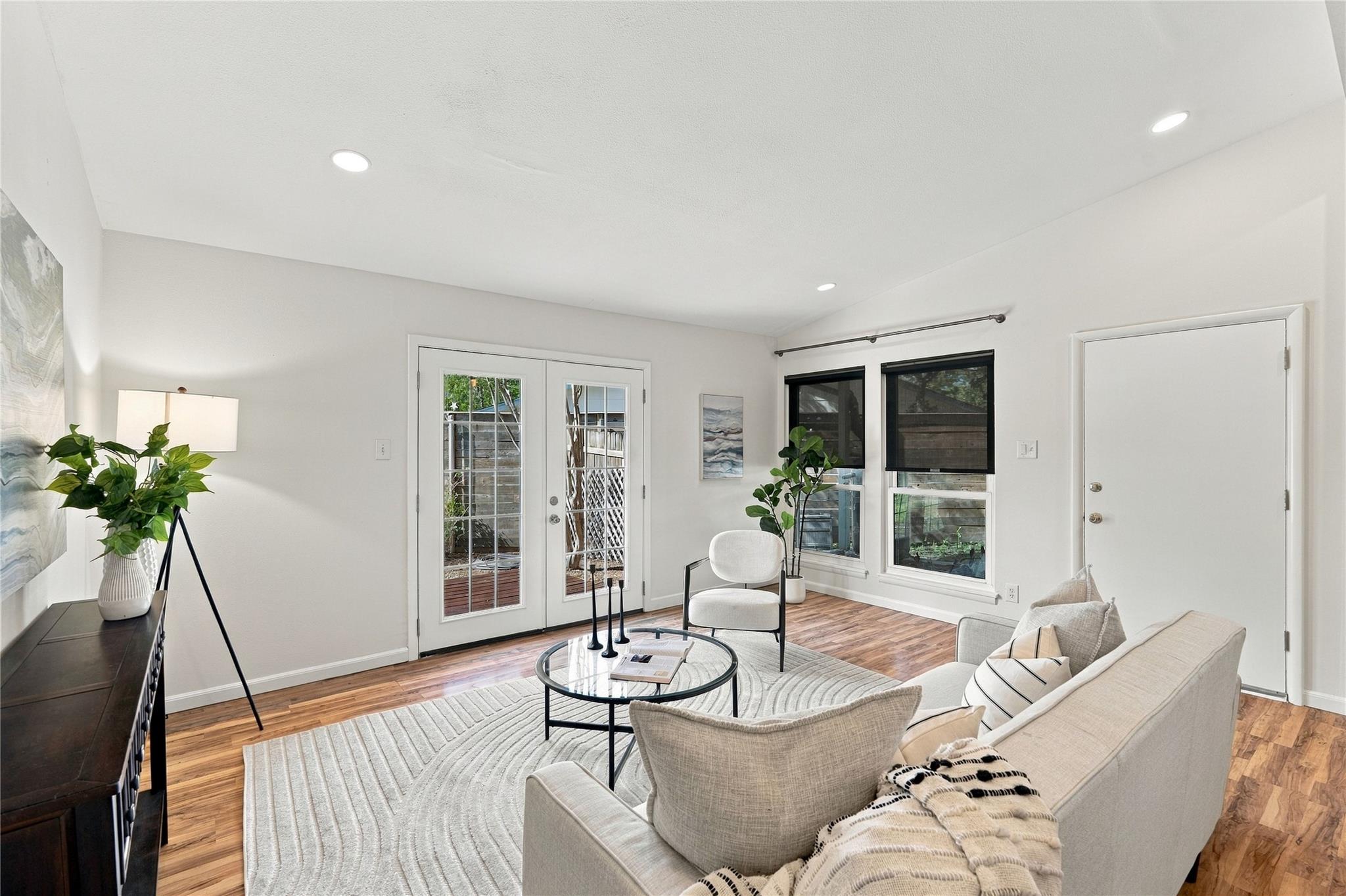 2107 Benwick CIR