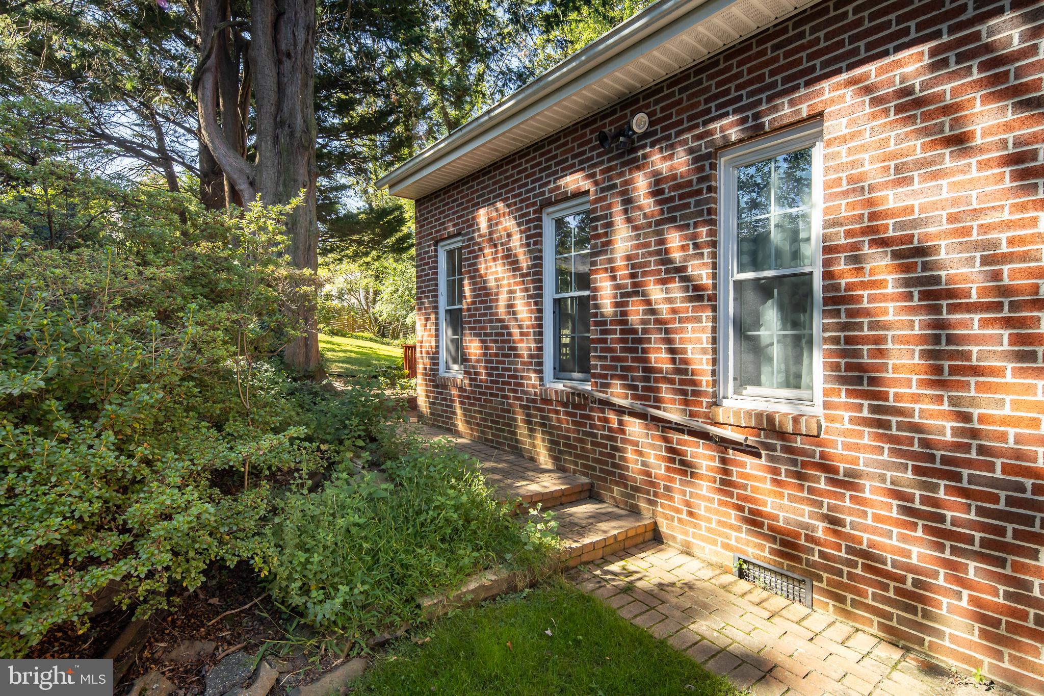 3500 SHEPHERD STREET