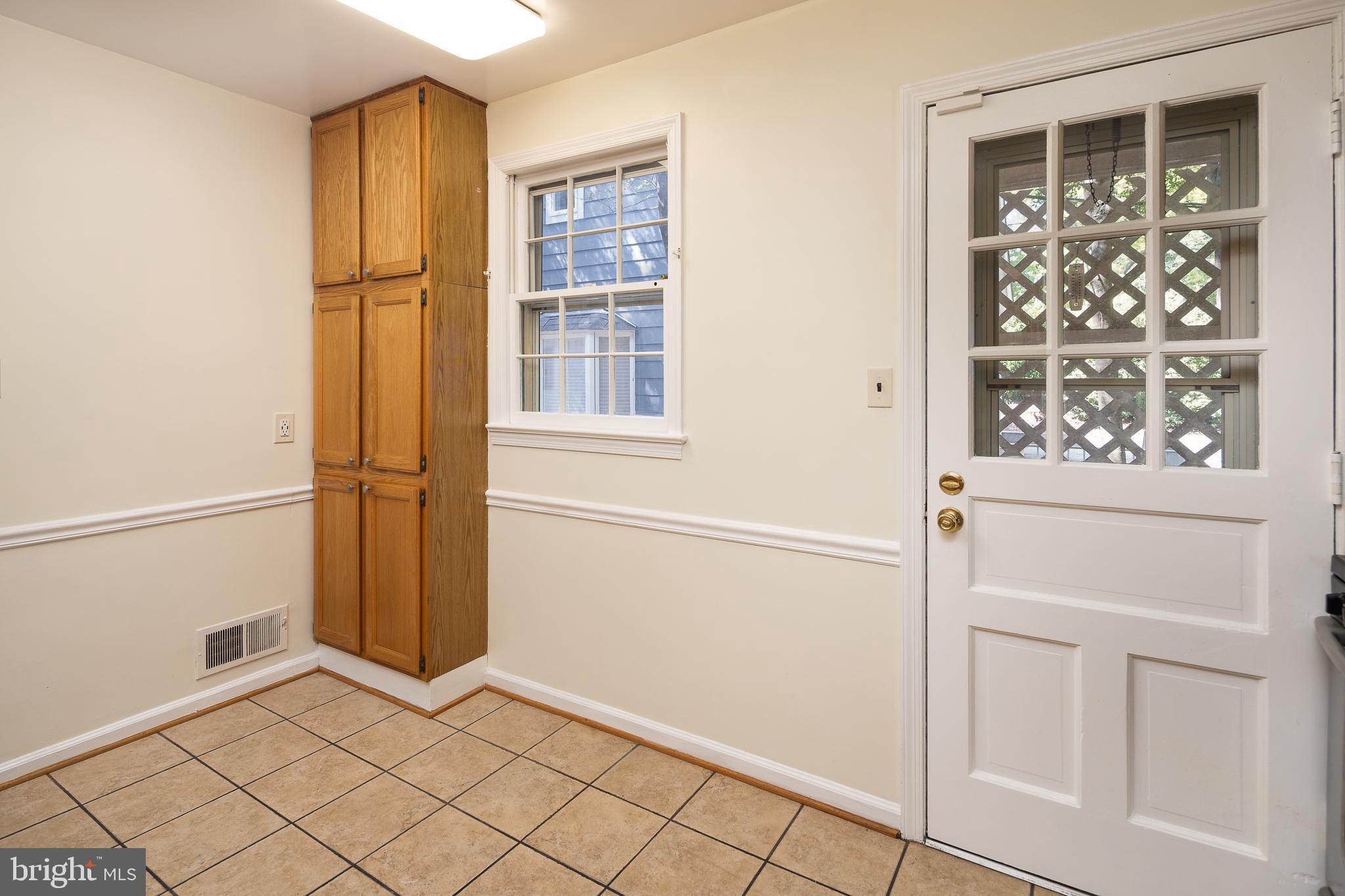 3500 SHEPHERD STREET