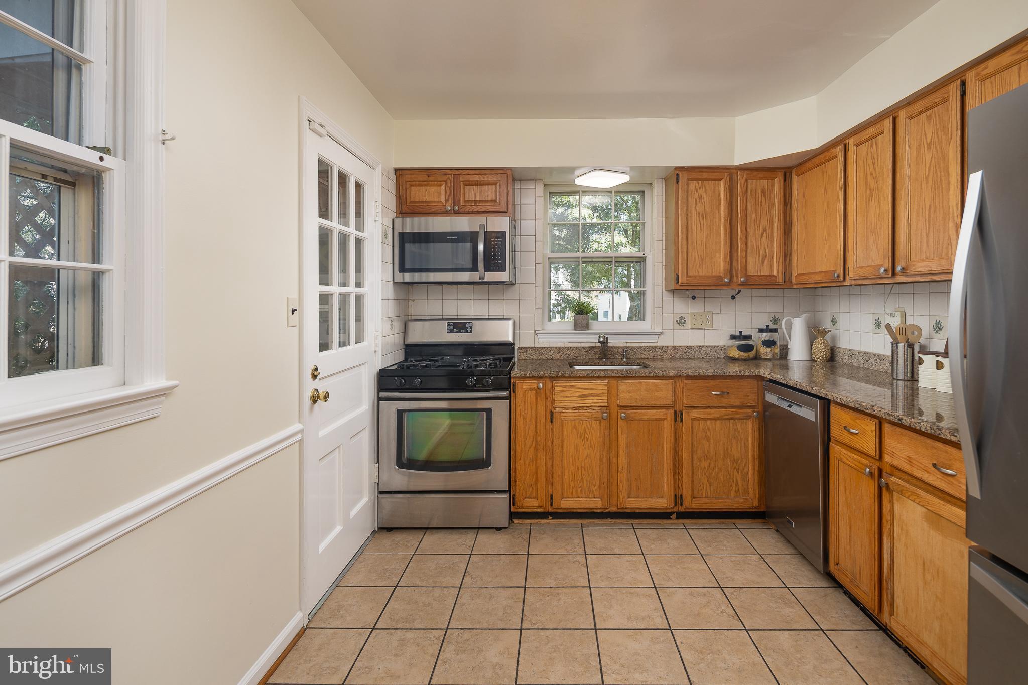 3500 SHEPHERD STREET