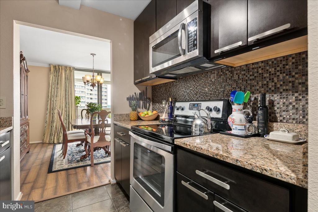 6101 EDSALL ROAD 911