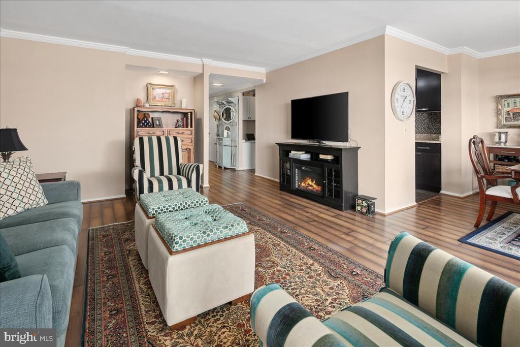 6101 EDSALL ROAD 911