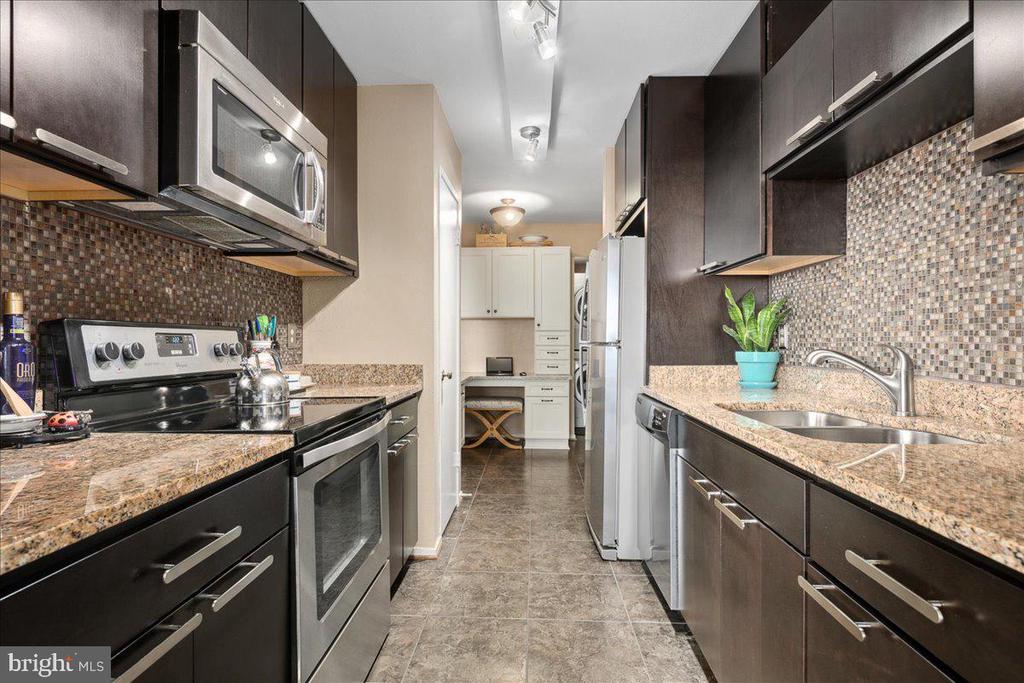 6101 EDSALL ROAD 911