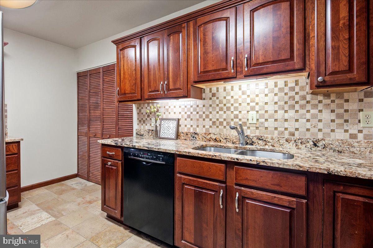 6101 EDSALL ROAD 702