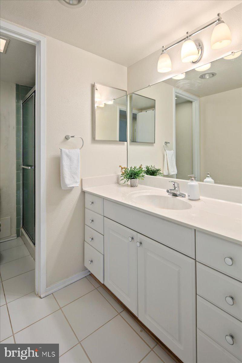 6101 EDSALL ROAD 702