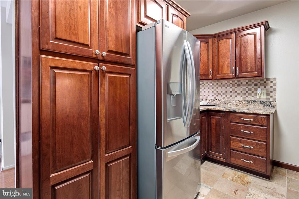 6101 EDSALL ROAD 702