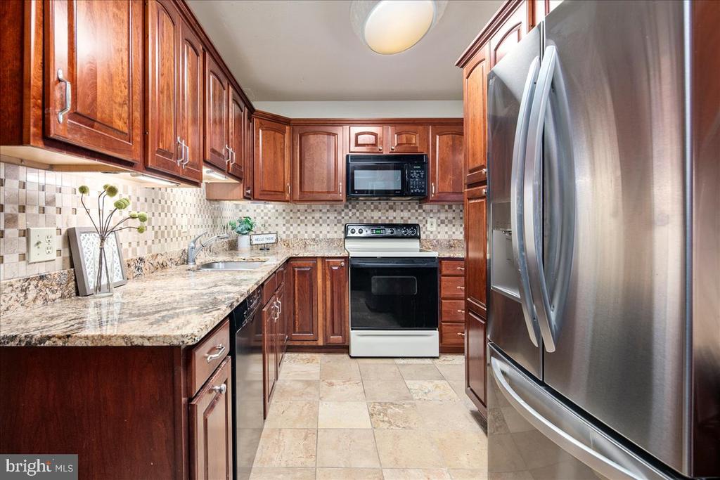 6101 EDSALL ROAD 702