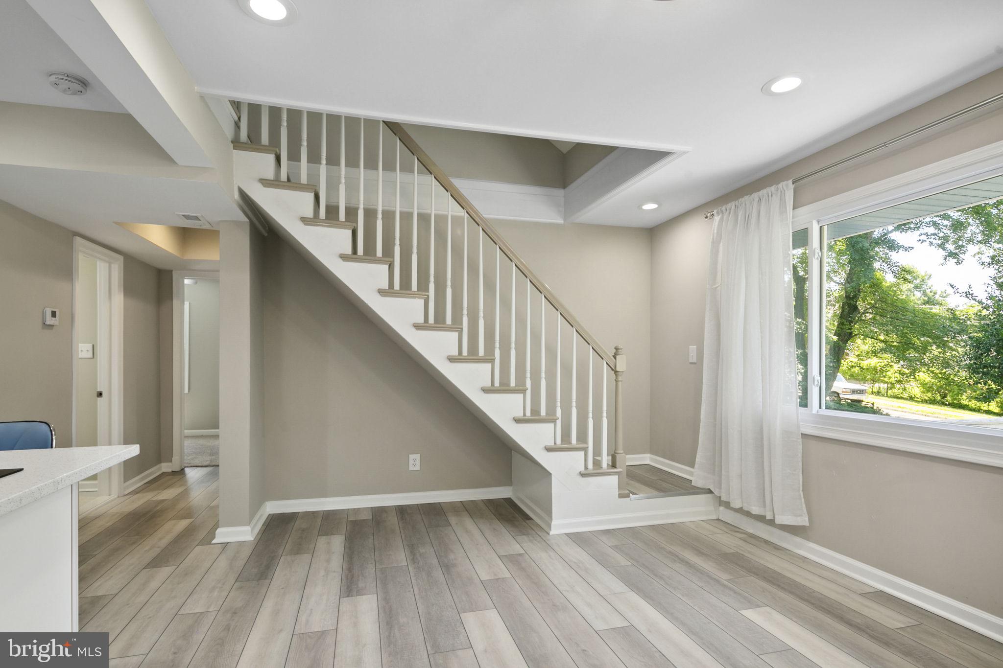 3424 SPRING DRIVE