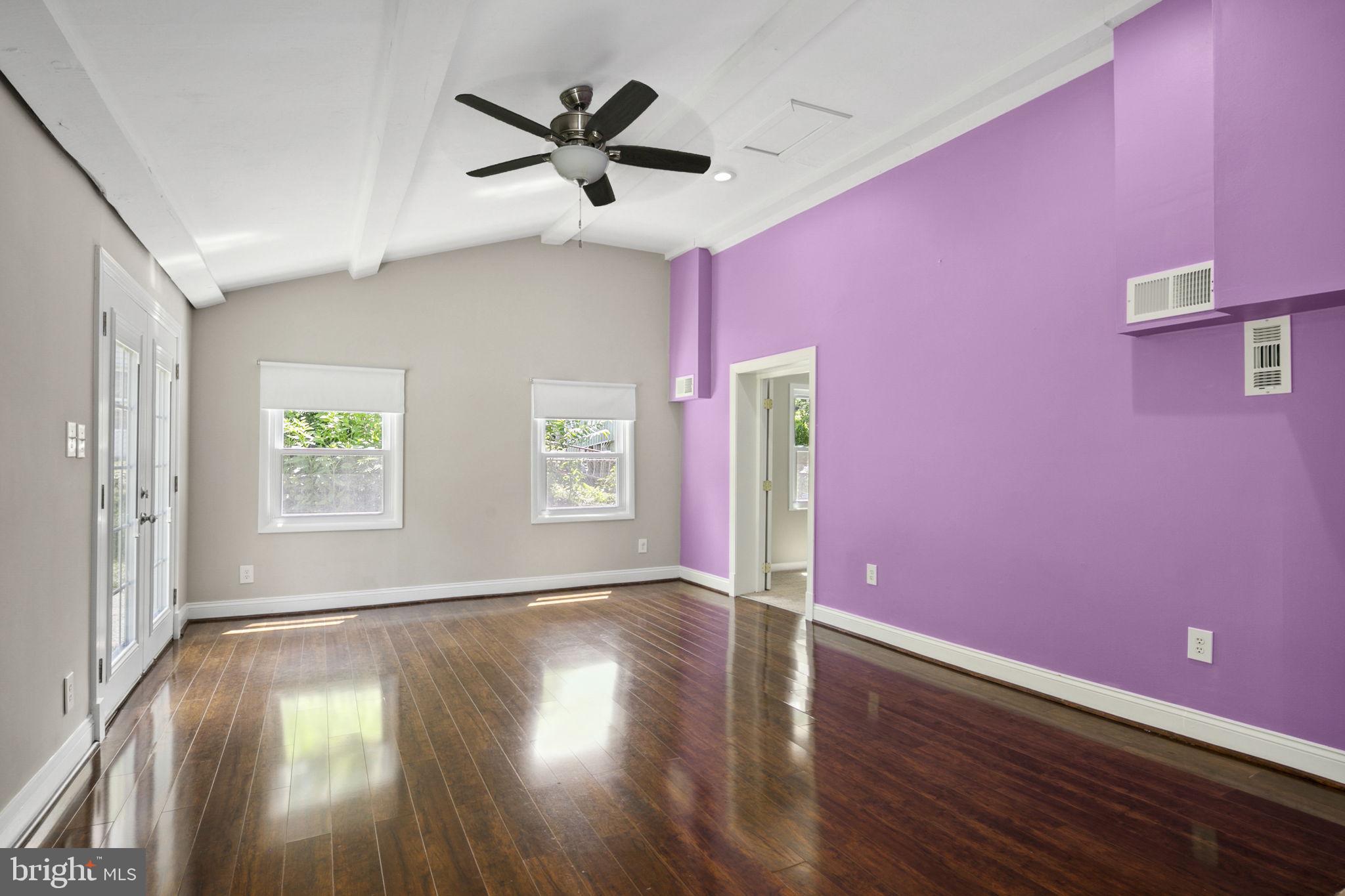 3424 SPRING DRIVE
