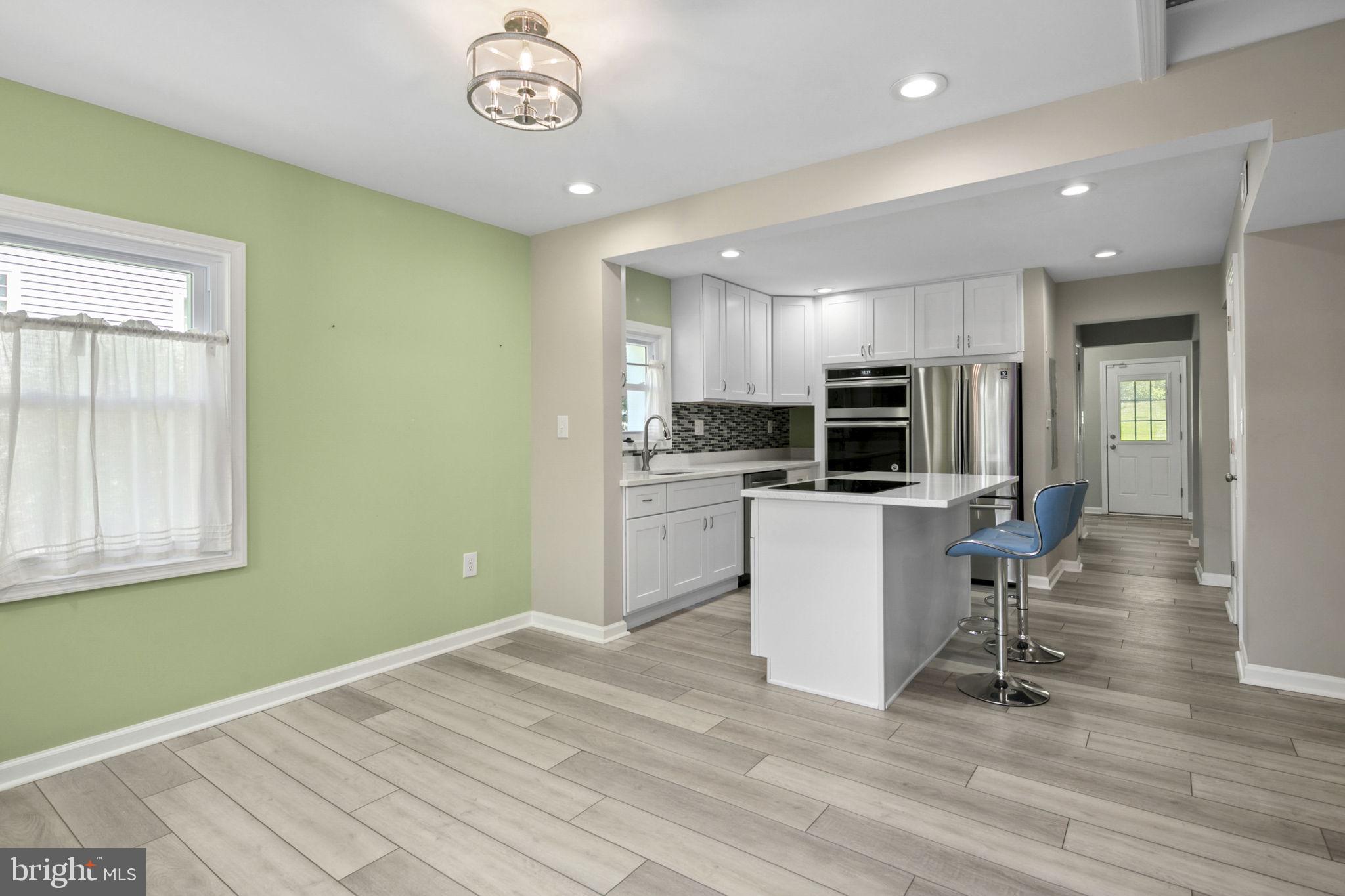 3424 SPRING DRIVE
