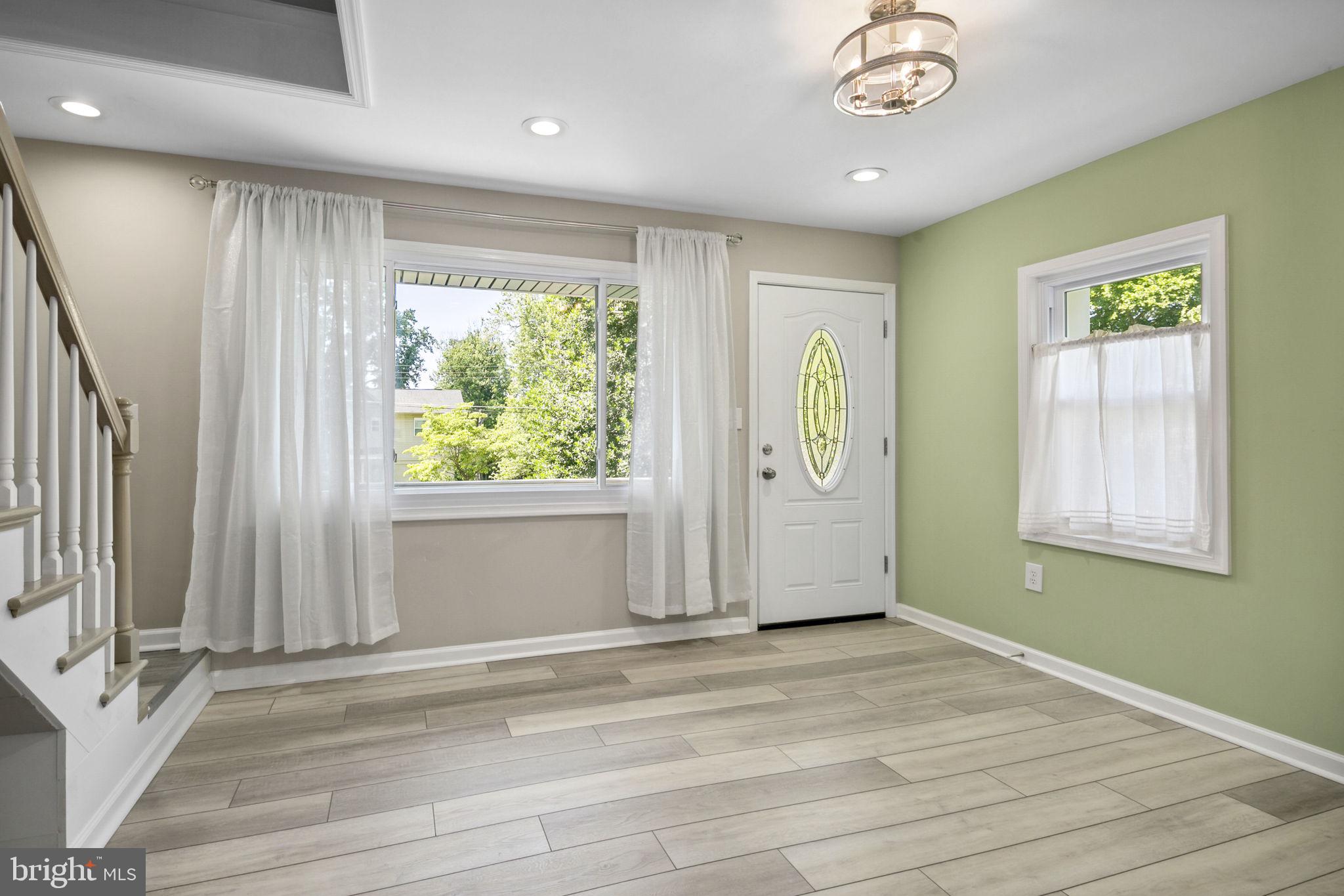 3424 SPRING DRIVE