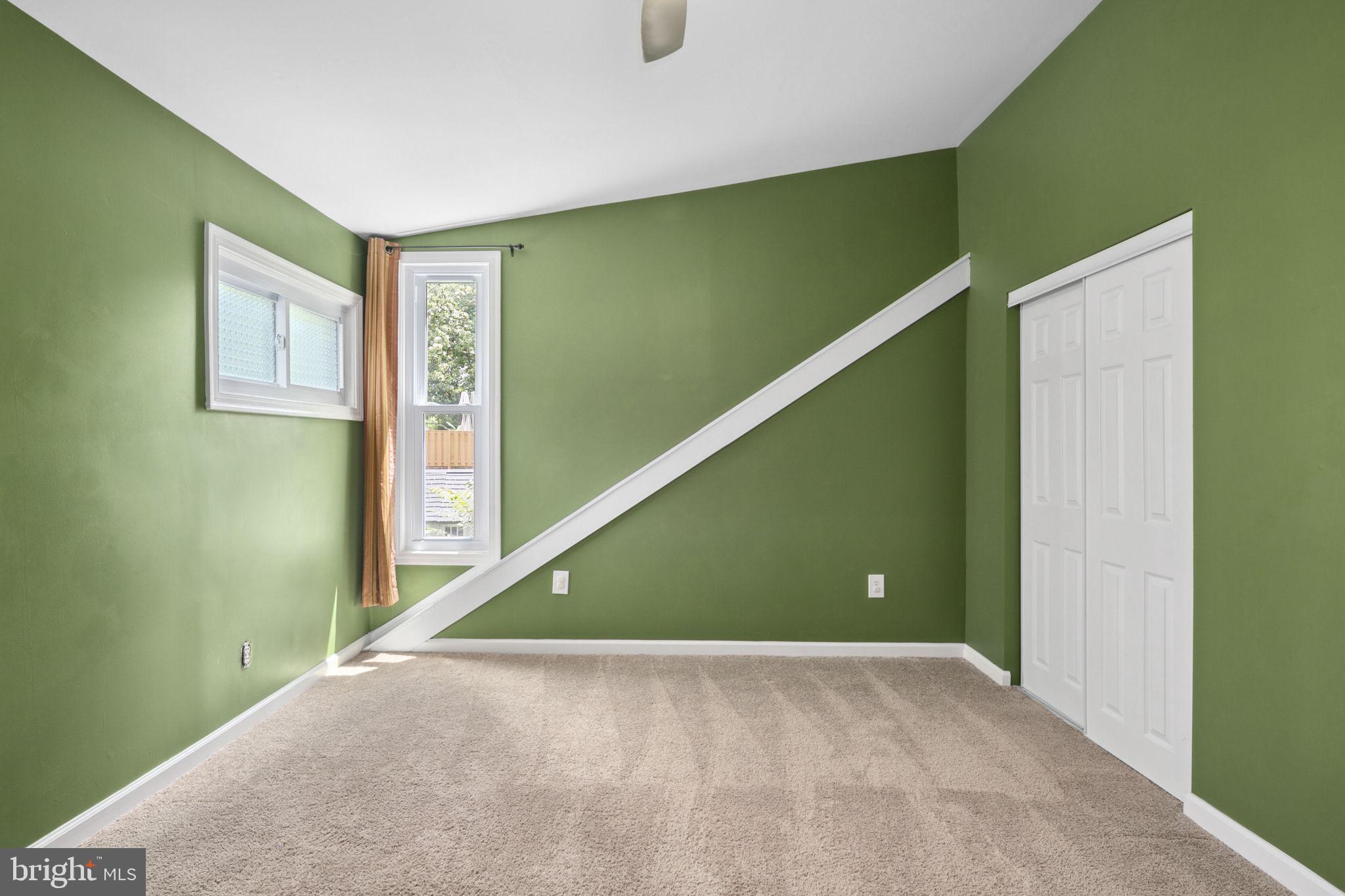 3424 SPRING DRIVE
