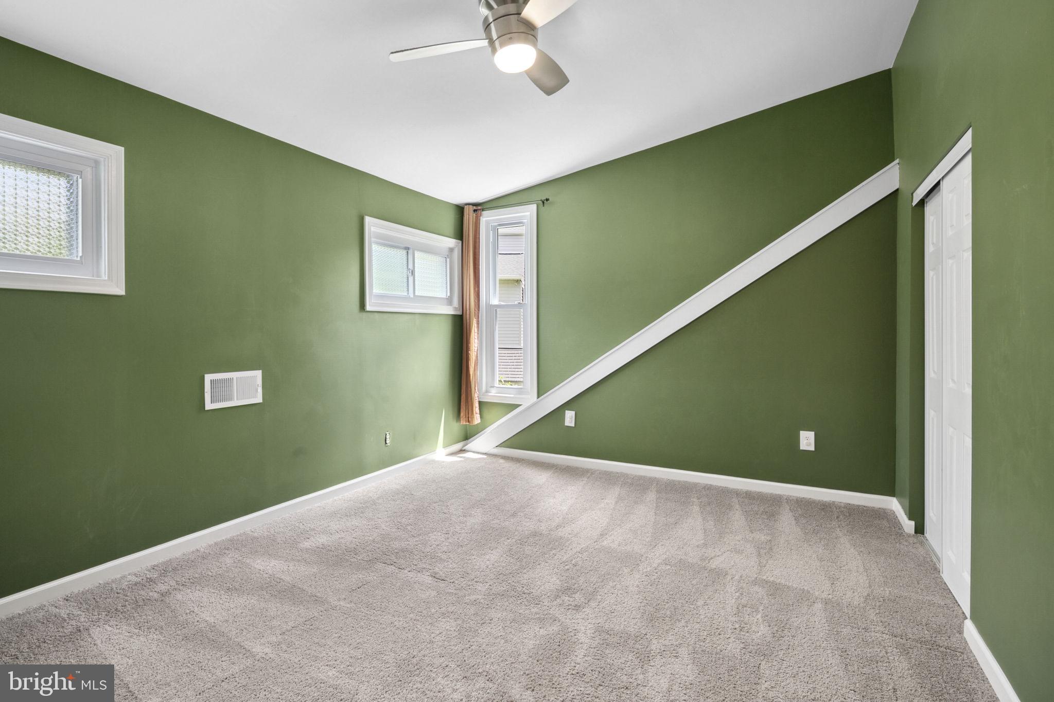 3424 SPRING DRIVE